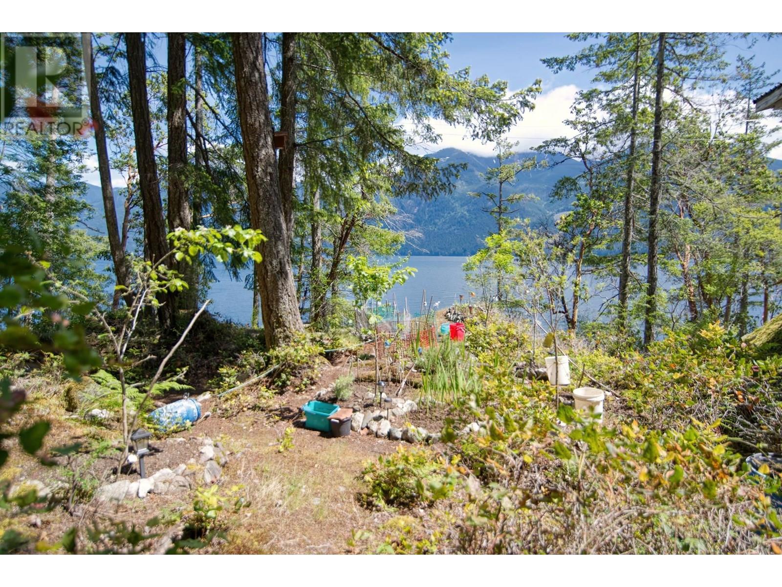 Block 1 Jervis Inlet Beach, Egmont, British Columbia  V0N 1N0 - Photo 14 - R3018800
