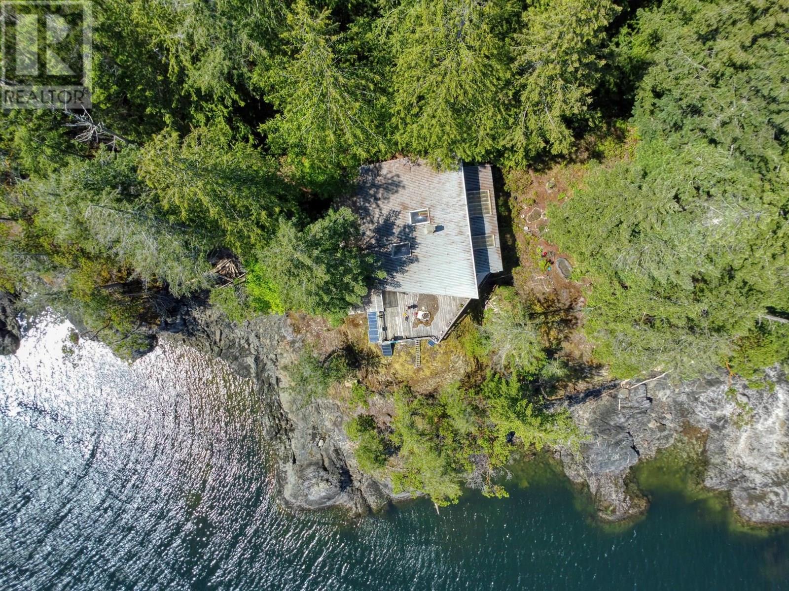 Block 1 Jervis Inlet Beach, Egmont, British Columbia  V0N 1N0 - Photo 2 - R3018800