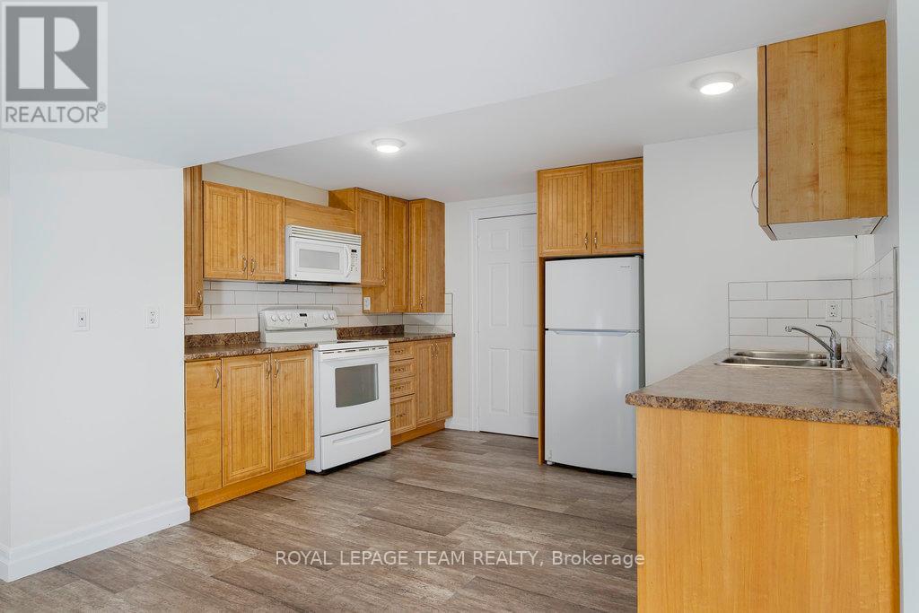 517 Donald B. Munro Drive, Ottawa, Ontario  K0A 1L0 - Photo 26 - X12235757
