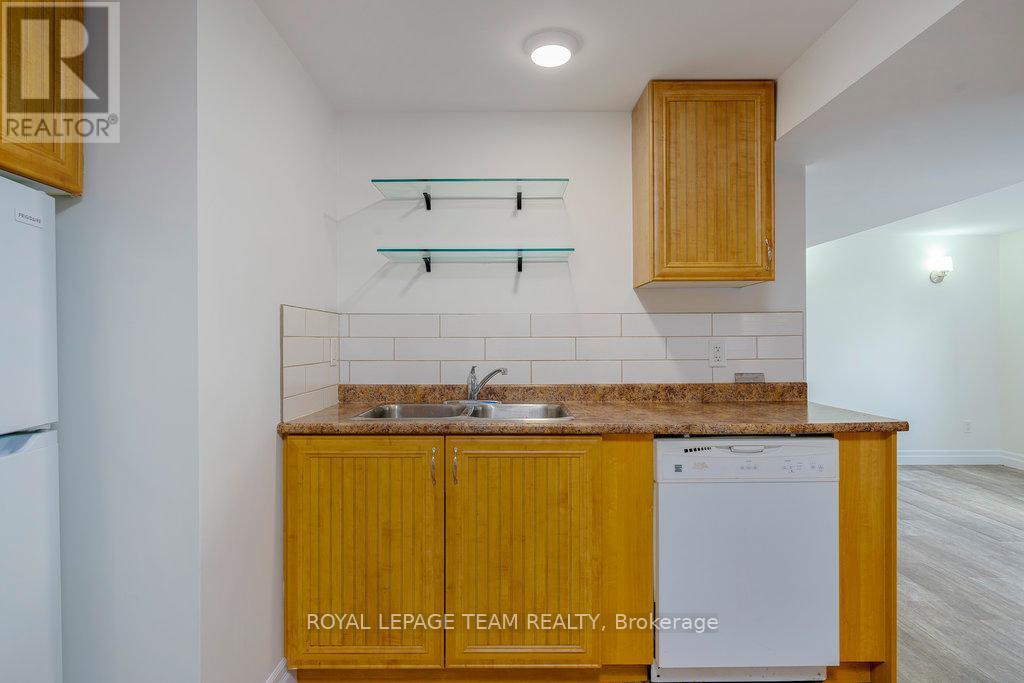 517 Donald B. Munro Drive, Ottawa, Ontario  K0A 1L0 - Photo 27 - X12235757