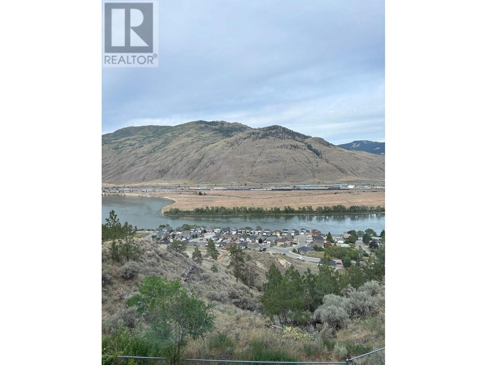 Property at 2158 DOUBLETREE Crescent image 2