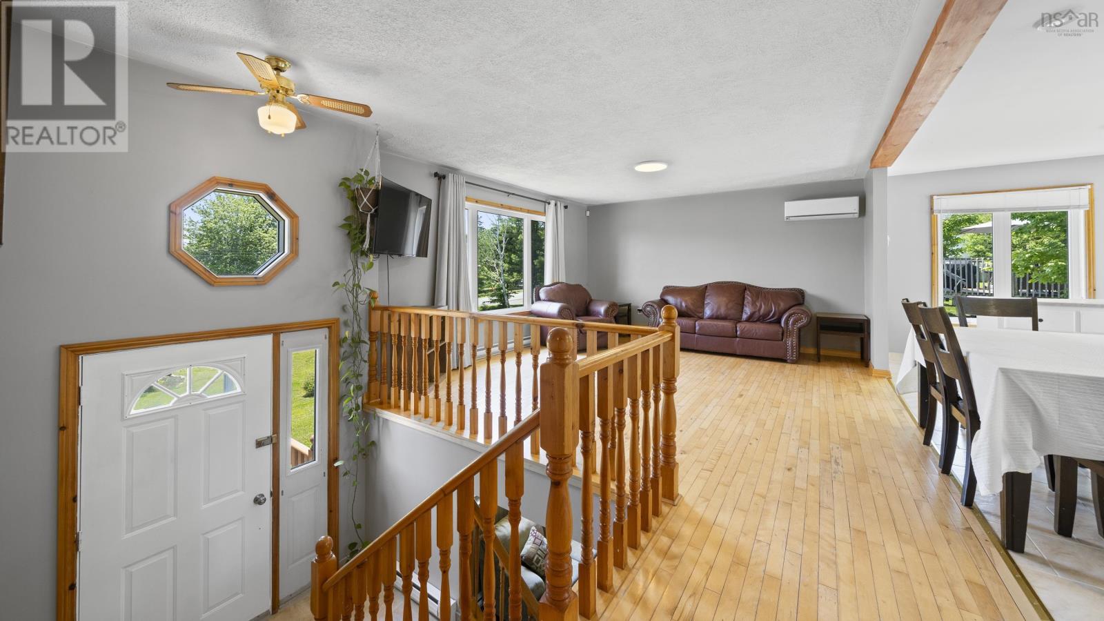 Property at 64 Thomas Street image 2