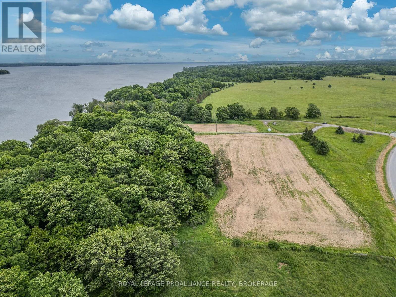 15 Irvine Bay Lane, Frontenac Islands, Ontario  K0H 2Y0 - Photo 15 - X12240007