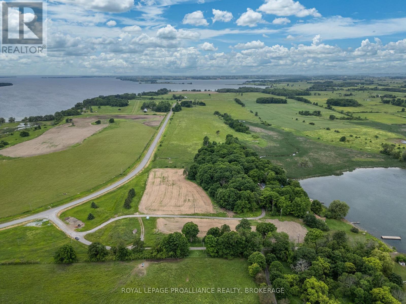 15 Irvine Bay Lane, Frontenac Islands, Ontario  K0H 2Y0 - Photo 9 - X12240007
