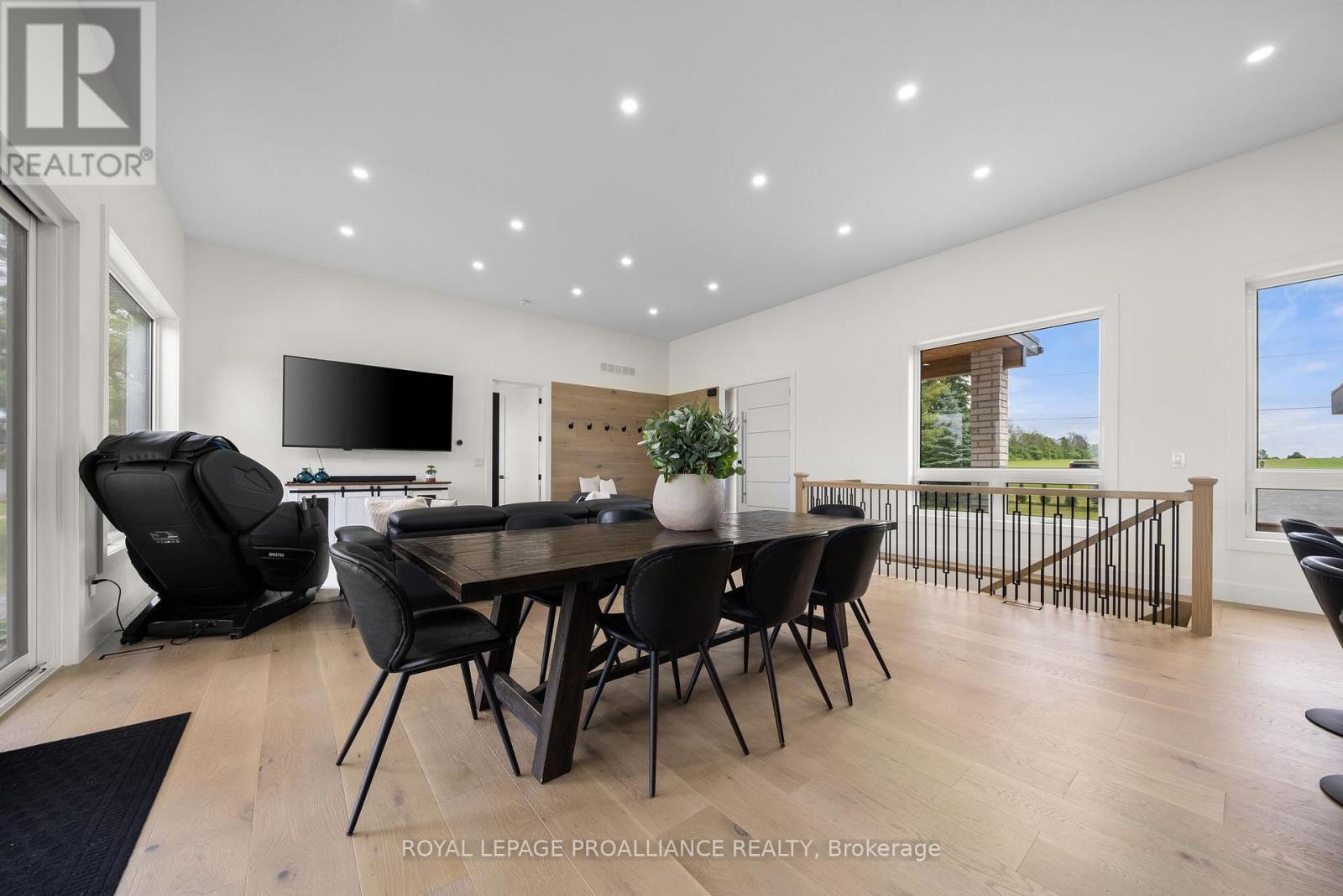 2528 County Rd 3, Prince Edward County, Ontario K0K 1L0 - Photo 10 - X12240297