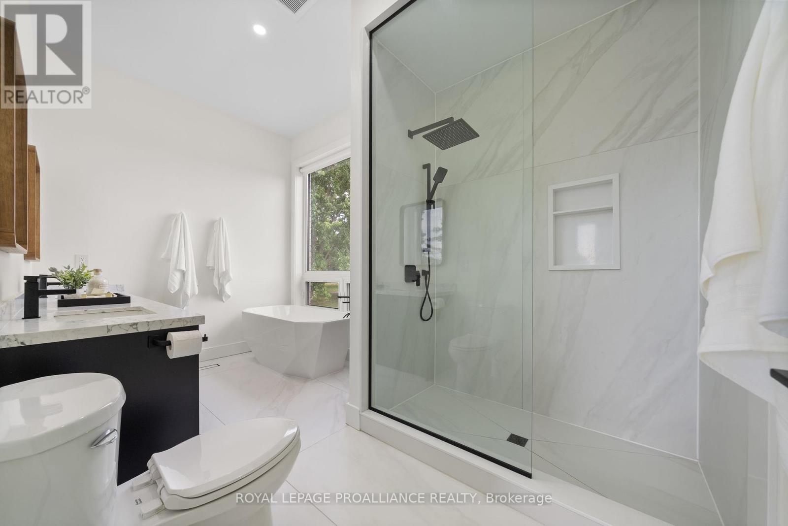 2528 County Rd 3, Prince Edward County, Ontario K0K 1L0 - Photo 17 - X12240297