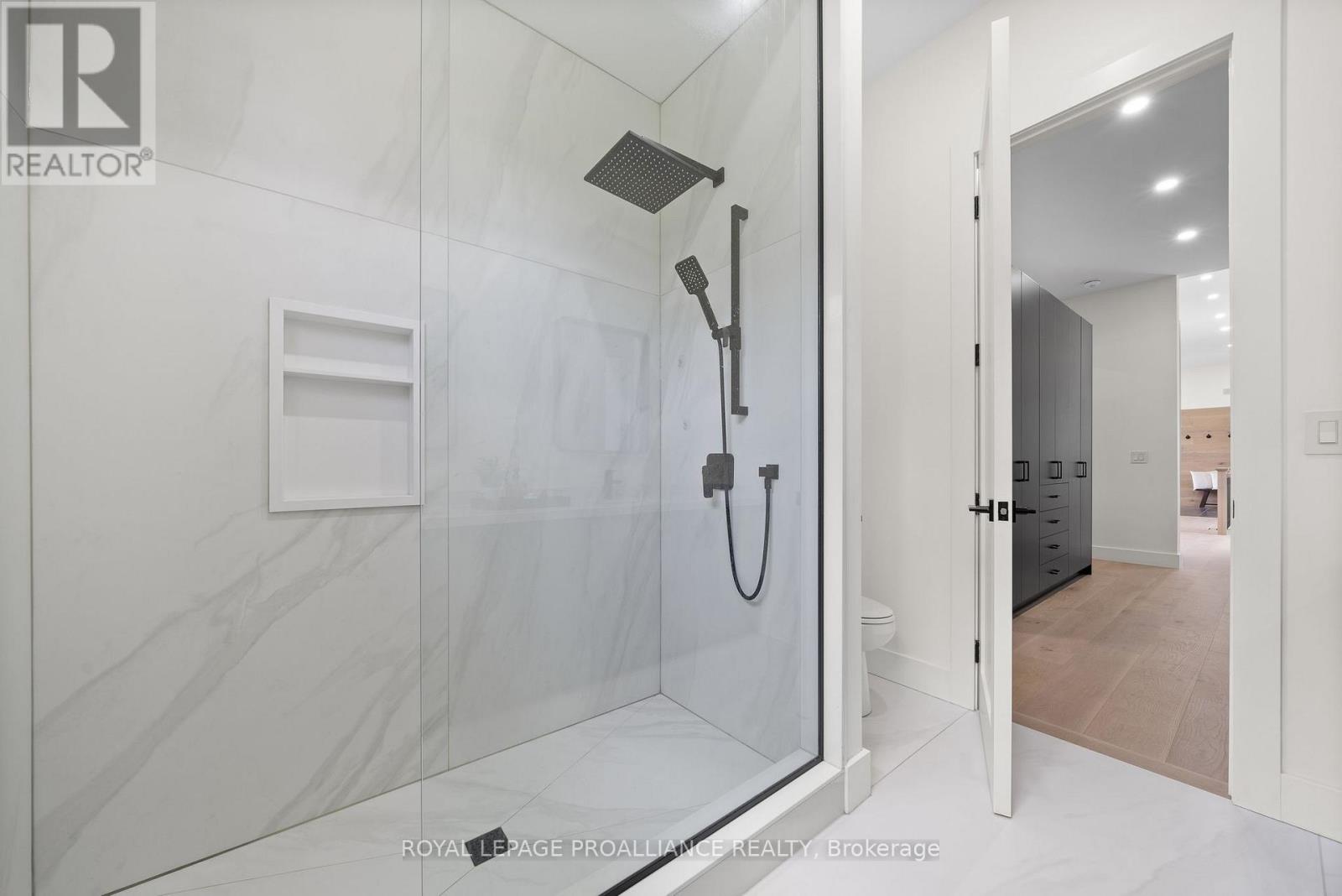 2528 County Rd 3, Prince Edward County, Ontario K0K 1L0 - Photo 23 - X12240297