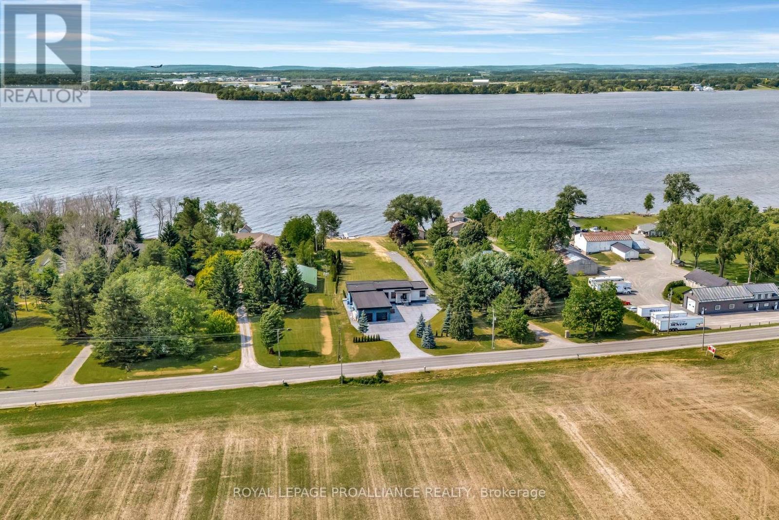 2528 County Rd 3, Prince Edward County, Ontario K0K 1L0 - Photo 45 - X12240297