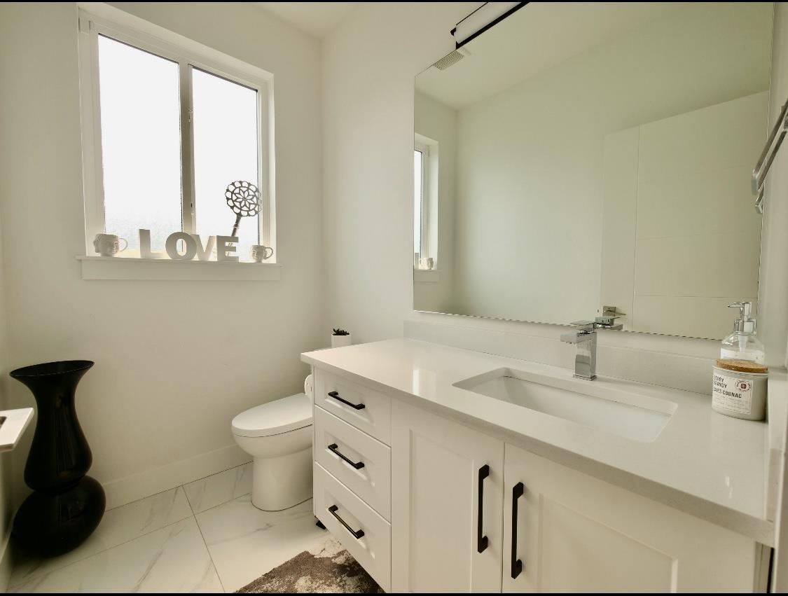 Property at 26 19624 56 AVENUE image 4