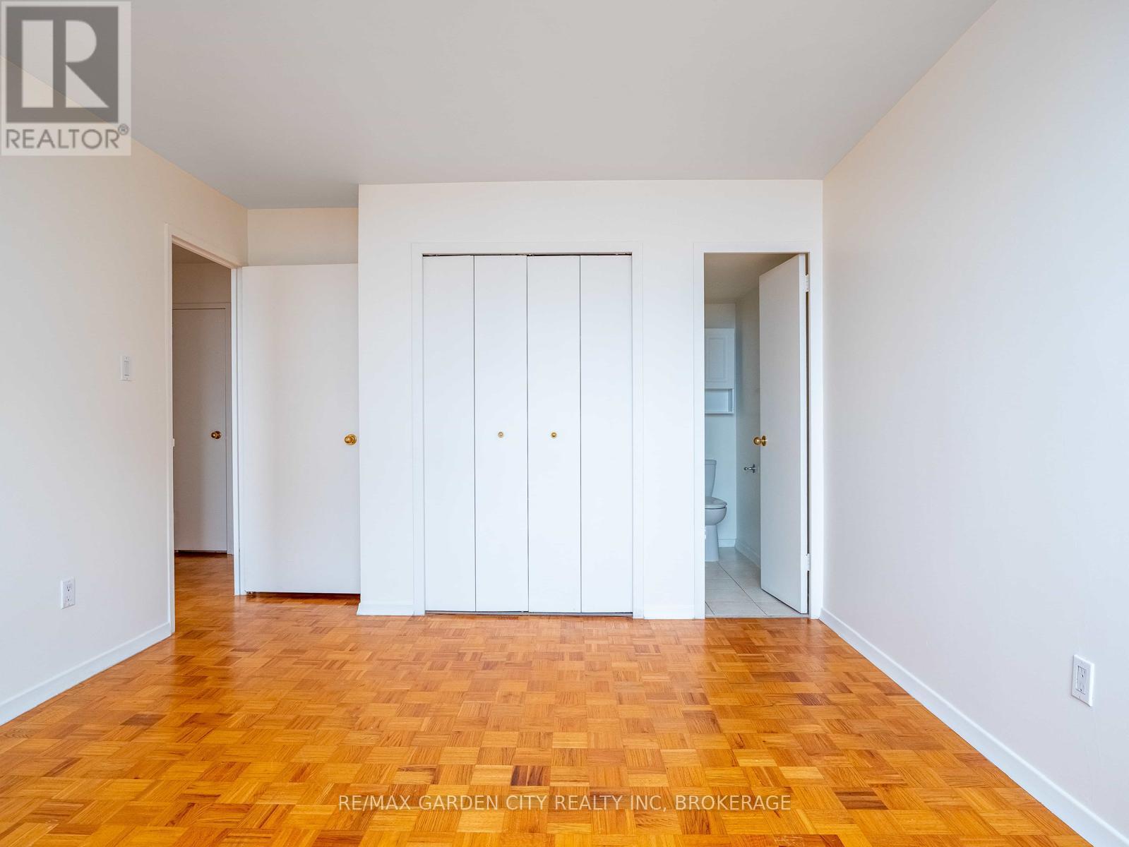 1002 - 35 Towering Heights Boulevard, St. Catharines (Glendale/glenridge), Ontario  L2T 3G8 - Photo 10 - X12239902