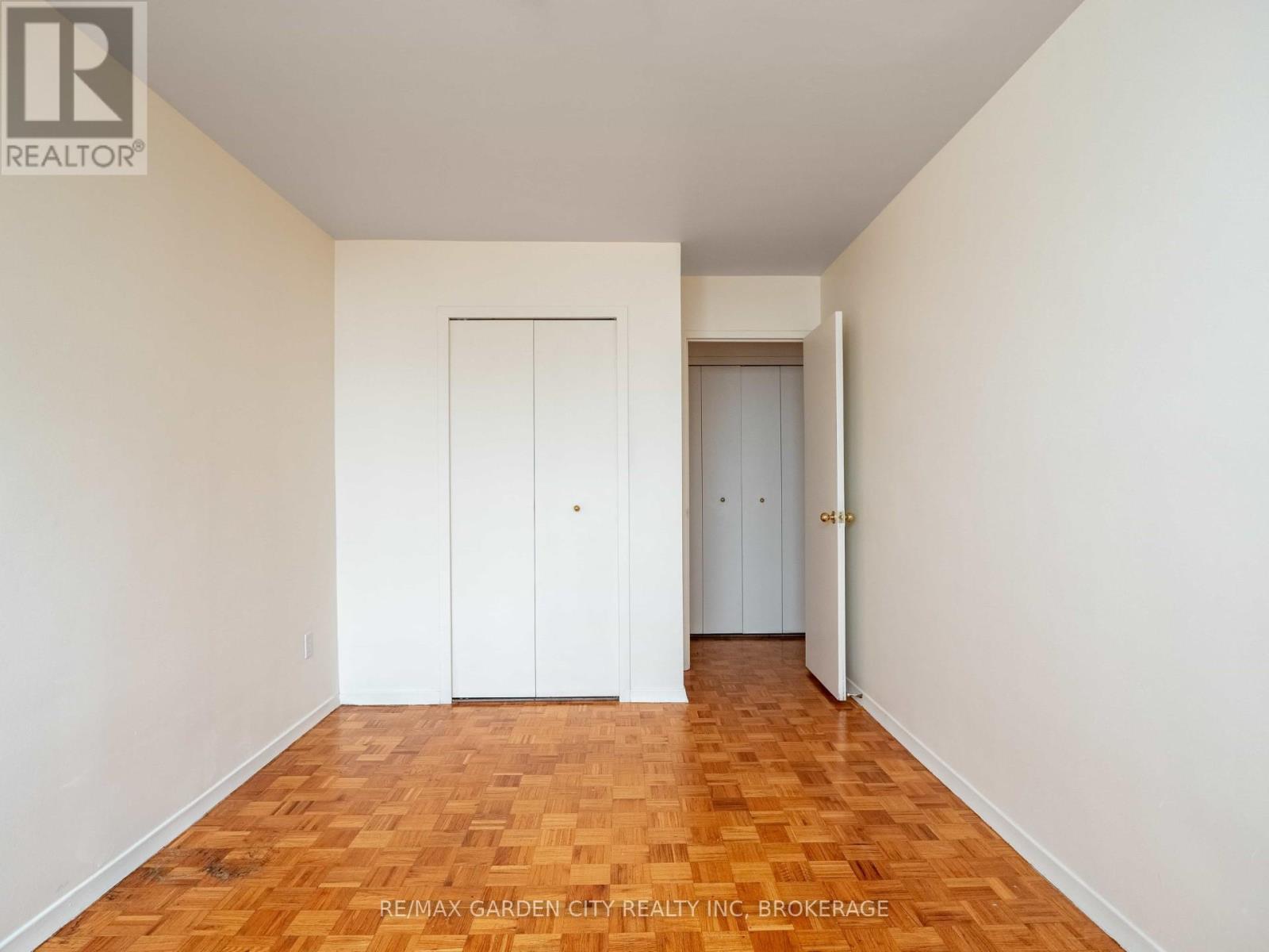 1002 - 35 Towering Heights Boulevard, St. Catharines (Glendale/glenridge), Ontario  L2T 3G8 - Photo 16 - X12239902