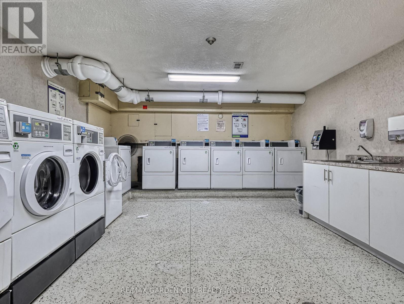 1002 - 35 Towering Heights Boulevard, St. Catharines (Glendale/glenridge), Ontario  L2T 3G8 - Photo 22 - X12239902