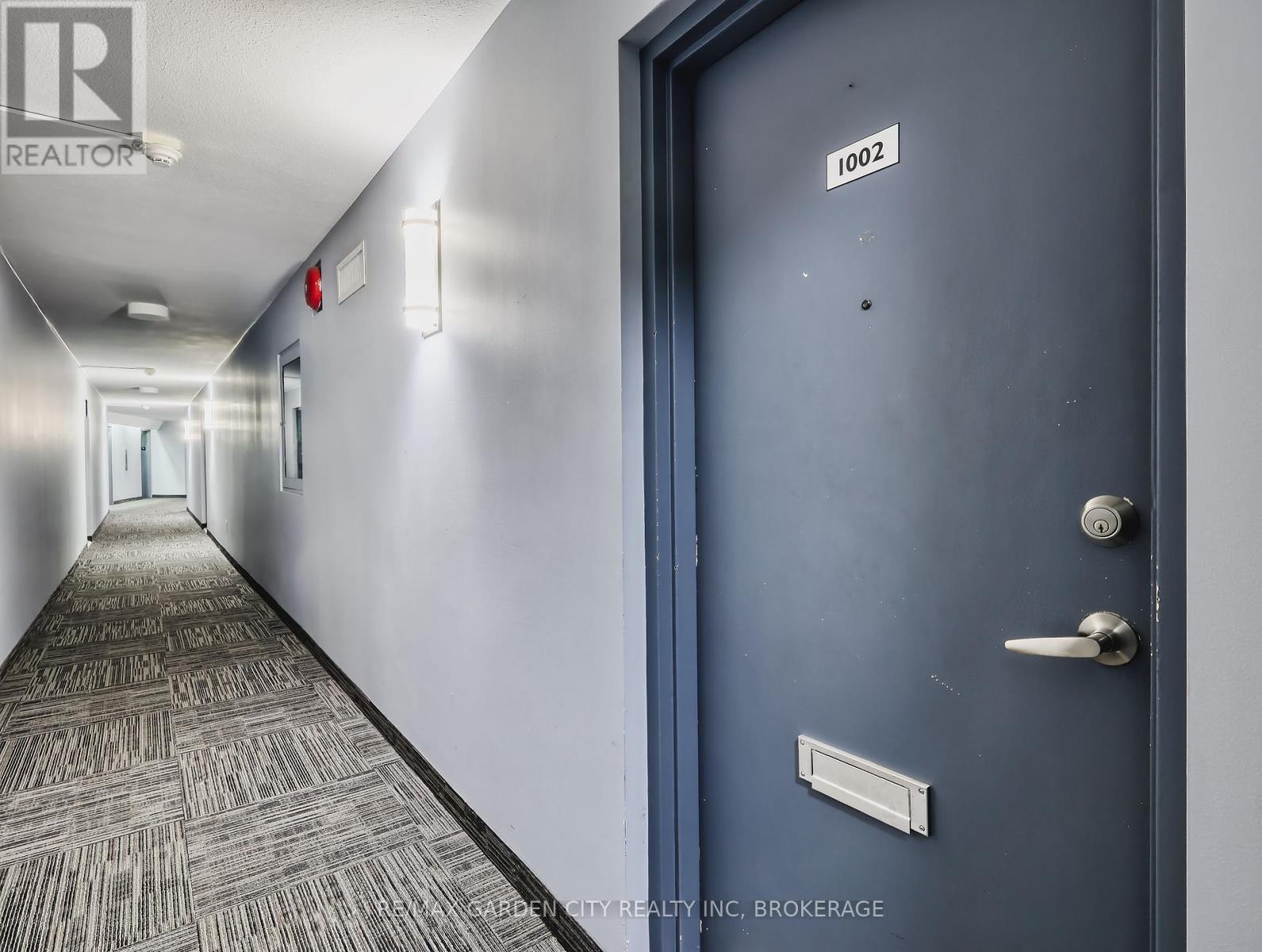 1002 - 35 Towering Heights Boulevard, St. Catharines (Glendale/glenridge), Ontario  L2T 3G8 - Photo 5 - X12239902