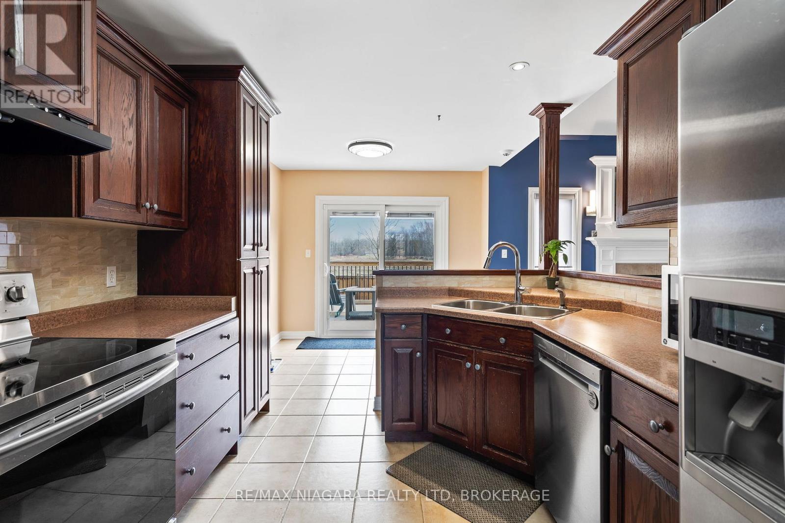426 Barrington Court, Fort Erie, Ontario  L0S 1N0 - Photo 16 - X12240019