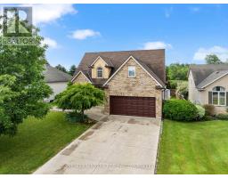 426 BARRINGTON COURT, Fort Erie, Ontario