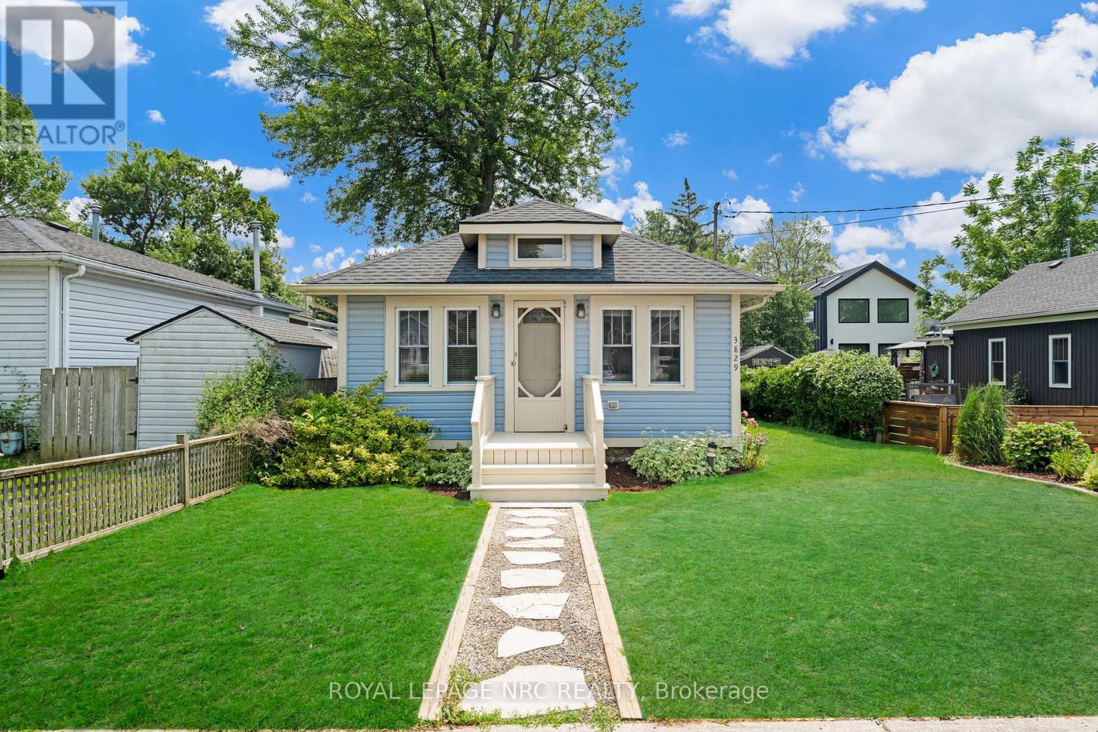 Property at 3829 BRUNSWICK AVENUE image 1