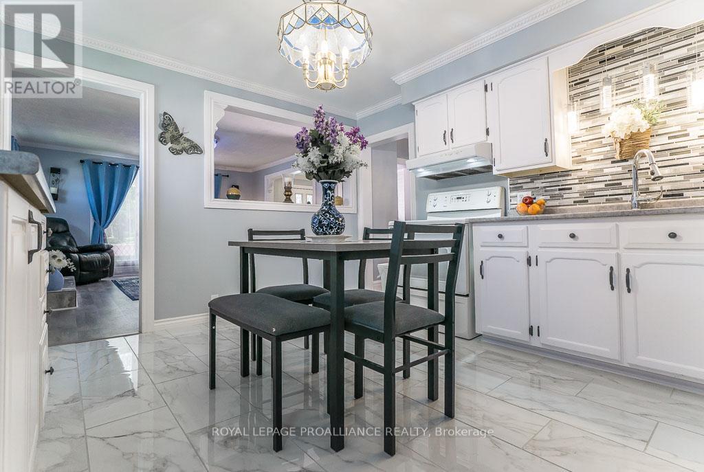 84 Murray Street, Brockville, Ontario  K6V 2X1 - Photo 16 - X12239810