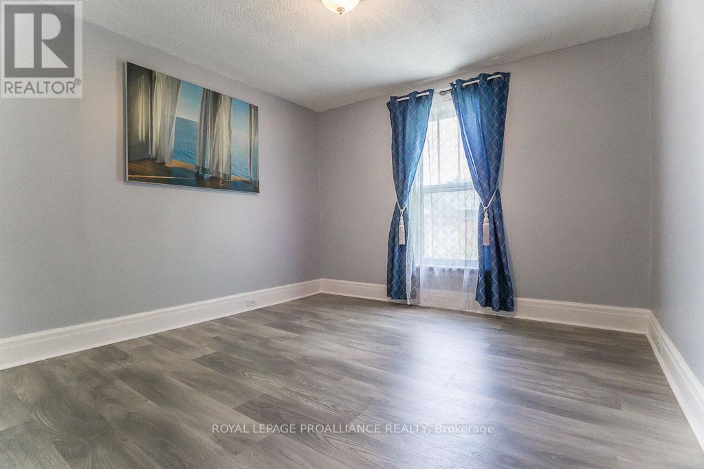84 Murray Street, Brockville, Ontario  K6V 2X1 - Photo 21 - X12239810