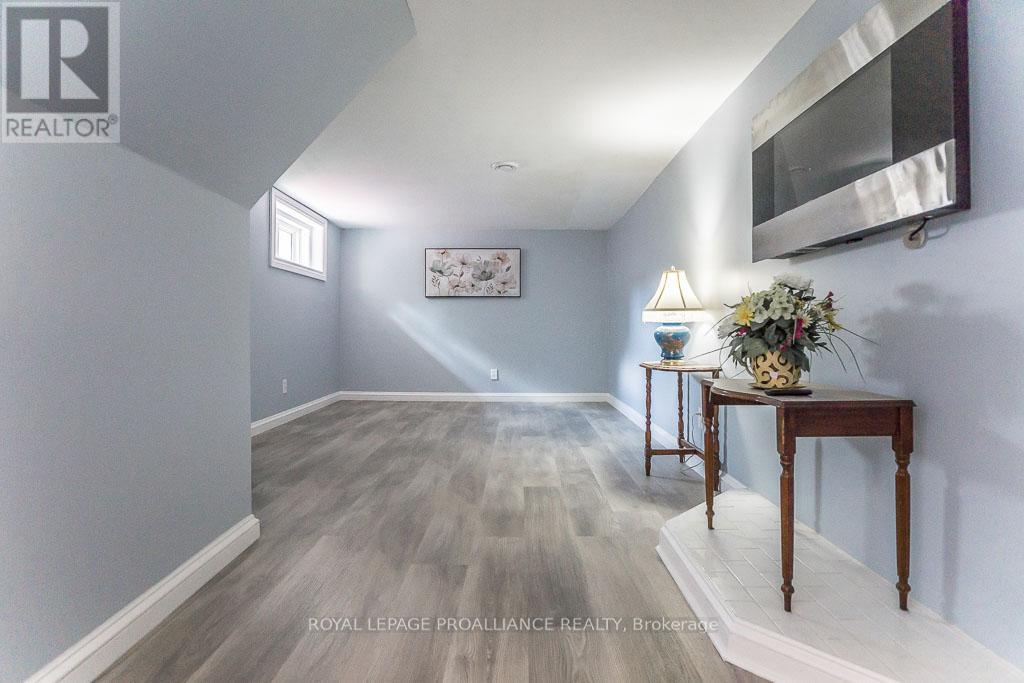 84 Murray Street, Brockville, Ontario  K6V 2X1 - Photo 31 - X12239810