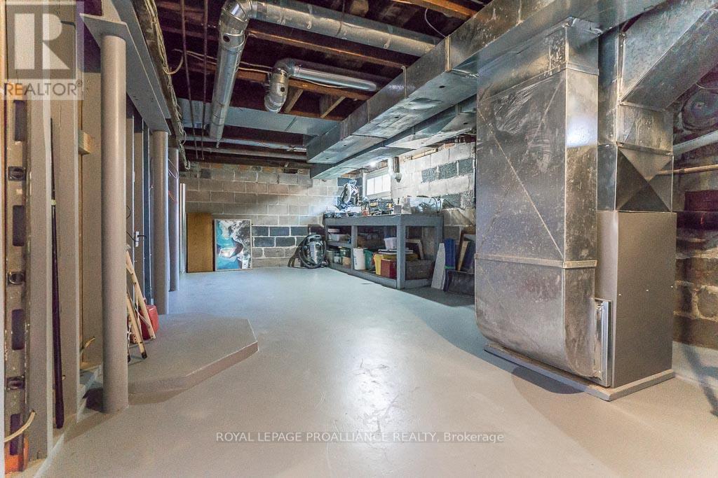 84 Murray Street, Brockville, Ontario  K6V 2X1 - Photo 35 - X12239810