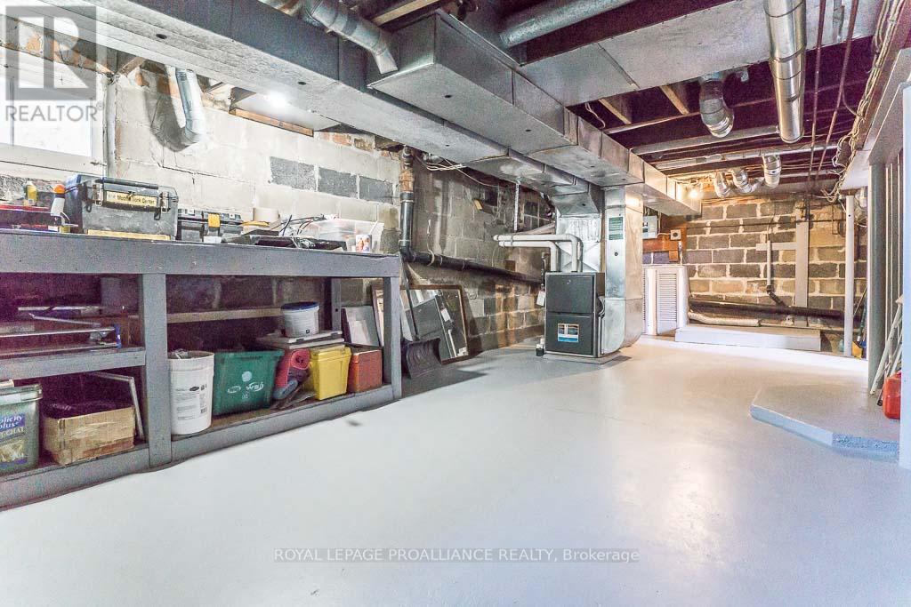 84 Murray Street, Brockville, Ontario  K6V 2X1 - Photo 36 - X12239810