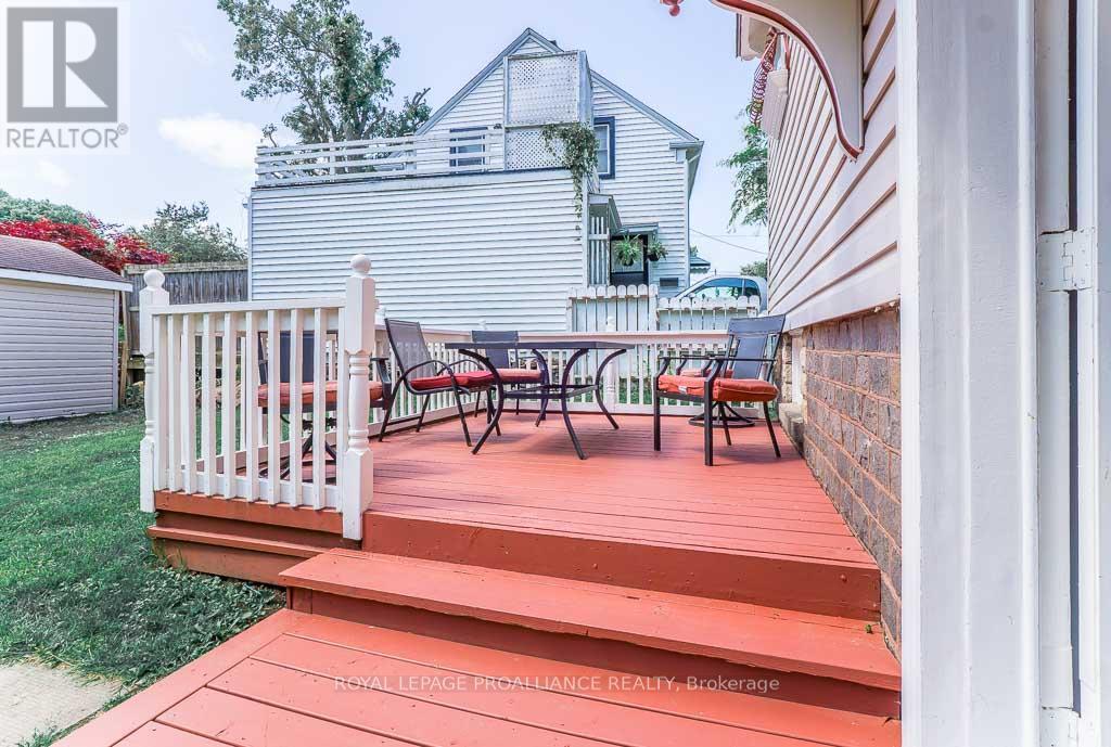 84 Murray Street, Brockville, Ontario  K6V 2X1 - Photo 6 - X12239810