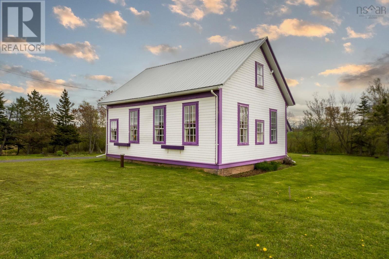 Property at 828 Highway 6 image 2