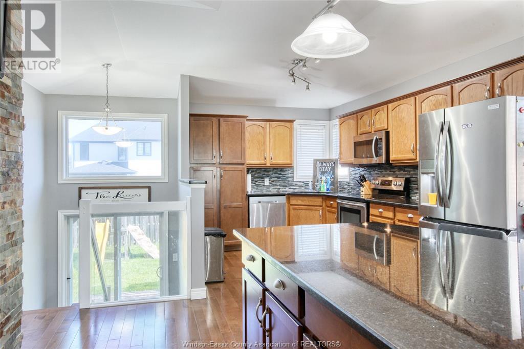 726 Helena Crescent, Belle River, Ontario  N0R 1A0 - Photo 10 - 25015904