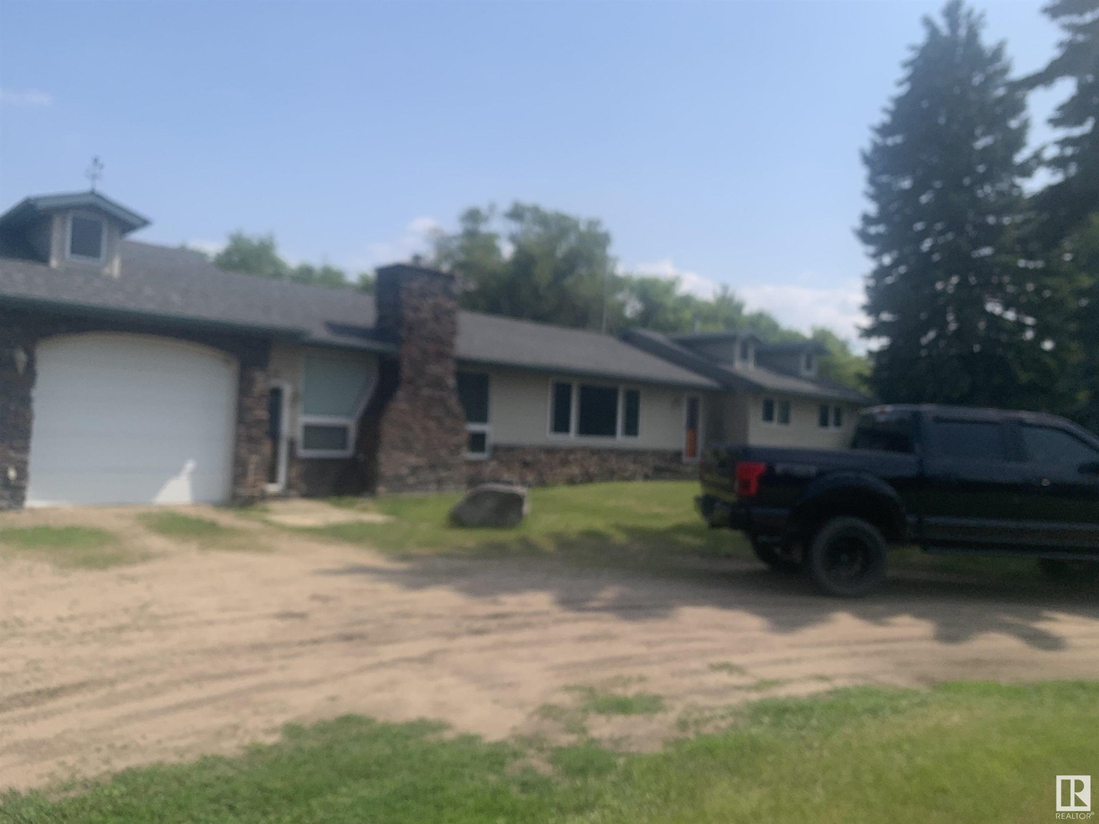 18403 25 ST NE, Edmonton, Alberta