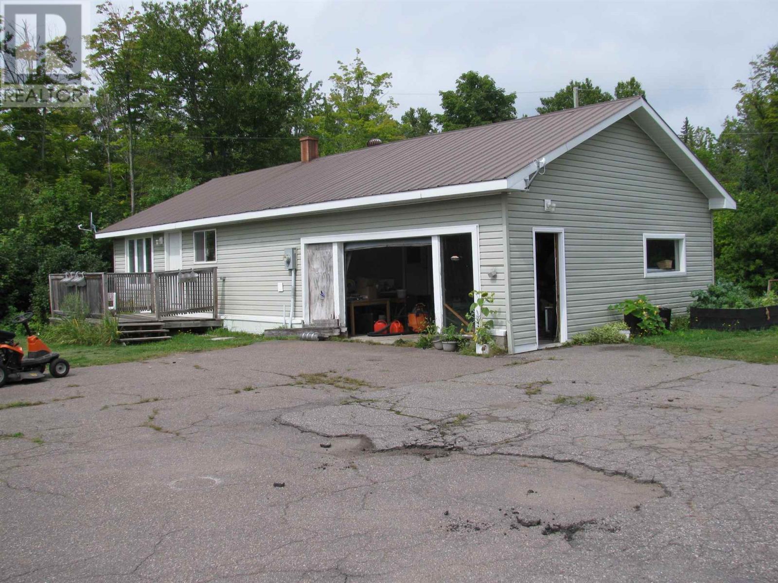 1104 Highway 17 North, Fisher Township, Ontario  P0S 1A0 - Photo 9 - SM251642