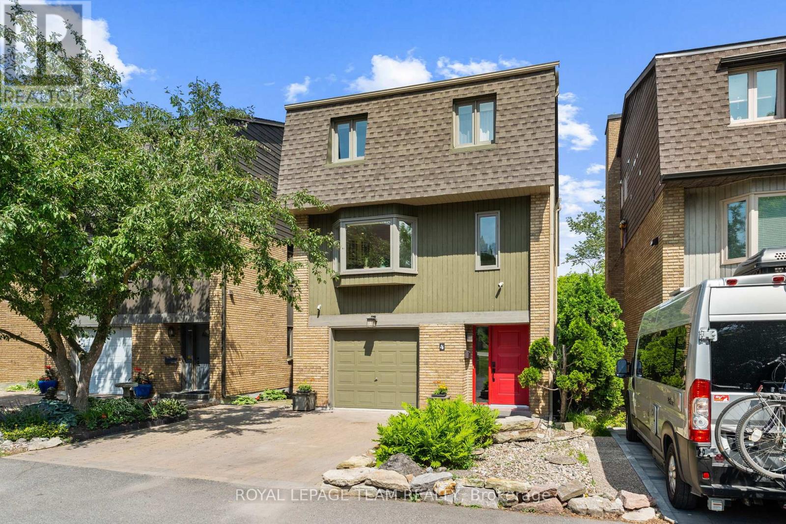 Property at 4 - 1011 PRINCE OF WALES DRIVE image 1