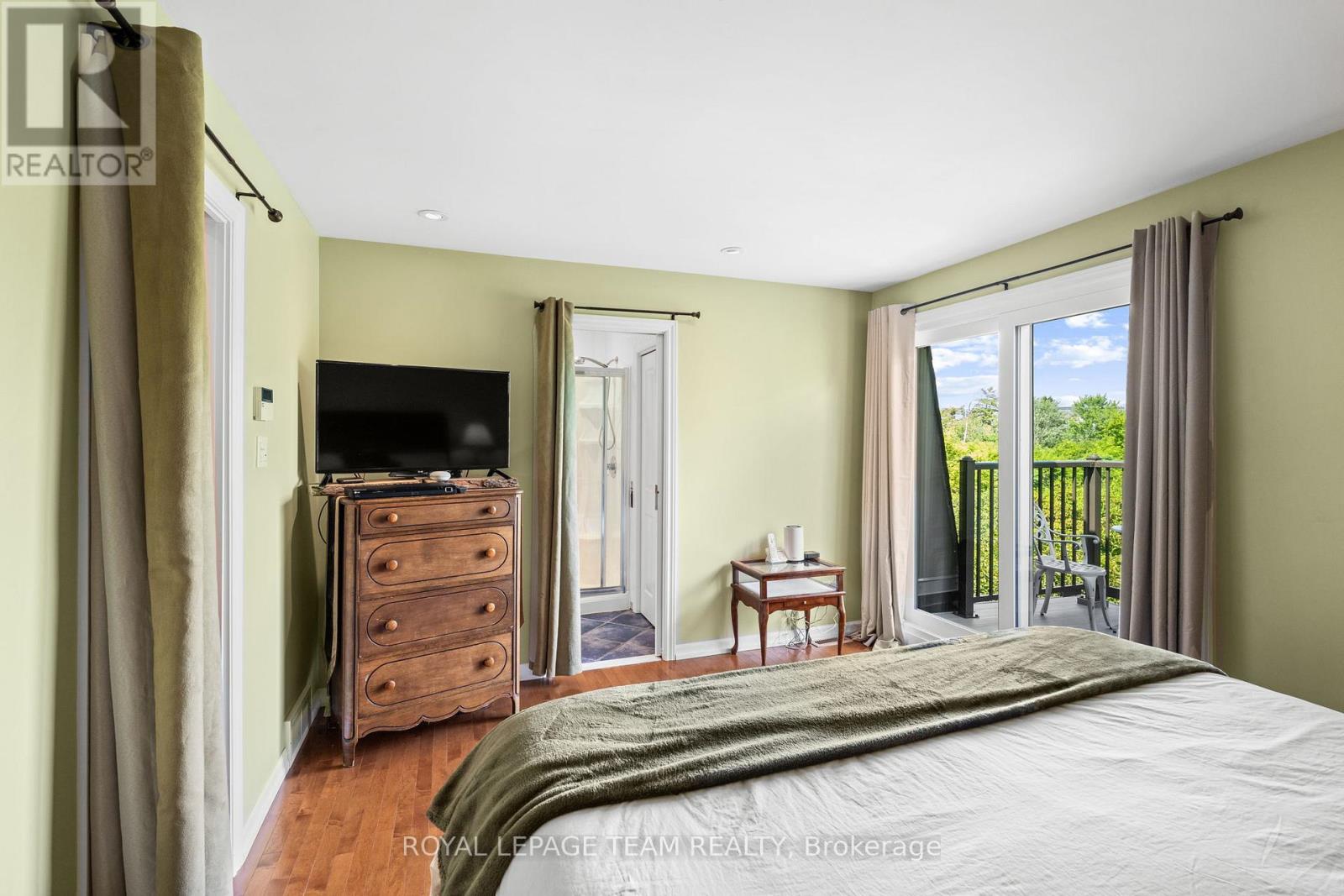 4 - 1011 Prince Of Wales Drive, Ottawa, Ontario  K2C 3K1 - Photo 13 - X12240471