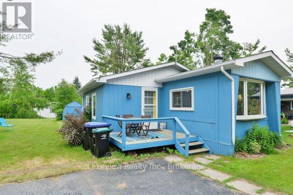17 Montgreenan Drive, Oro-Medonte, Ontario  L3V 0P9 - Photo 1 - S12239983