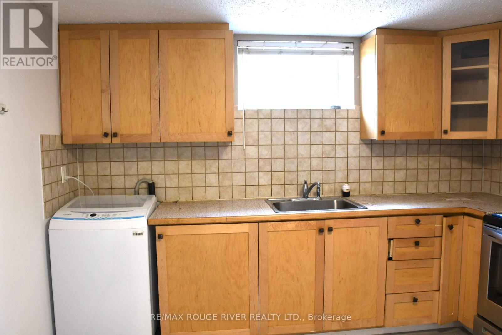 604 Kent Street, Whitby, Ontario  L1N 4Y9 - Photo 33 - E12239448