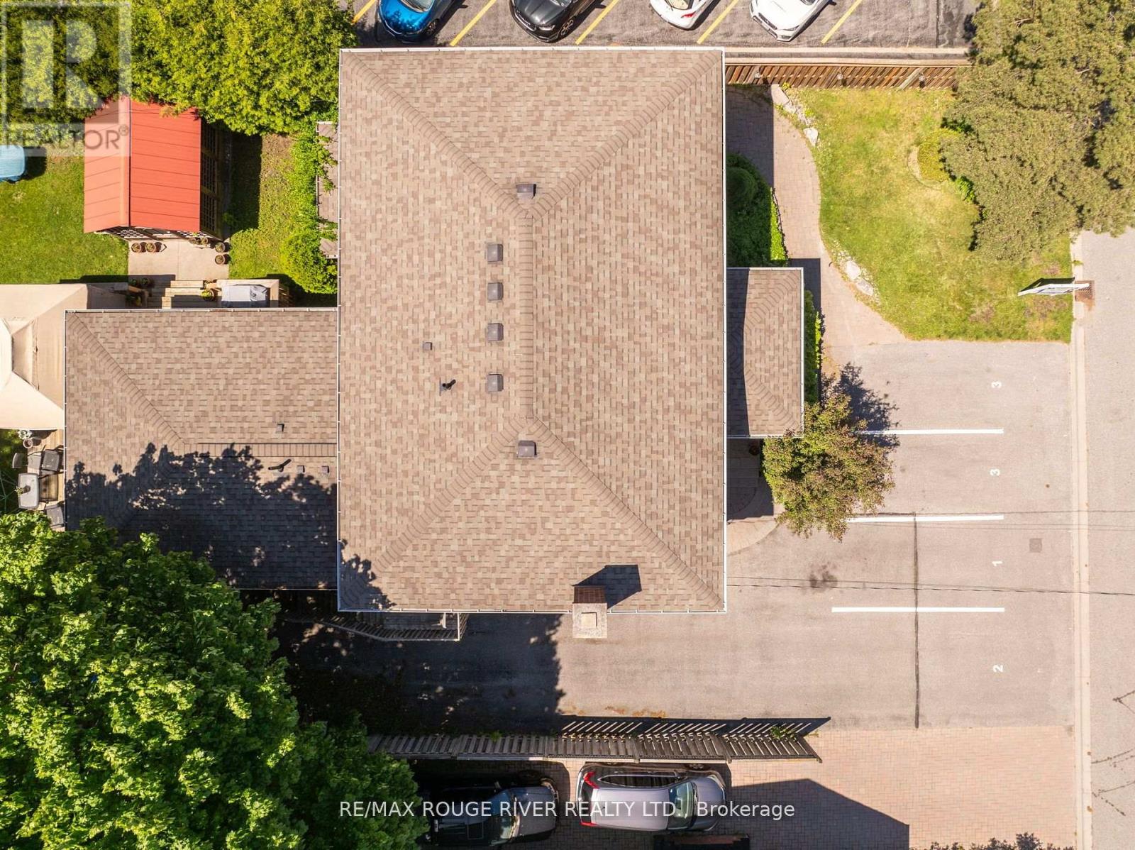 604 Kent Street, Whitby, Ontario  L1N 4Y9 - Photo 7 - E12239448