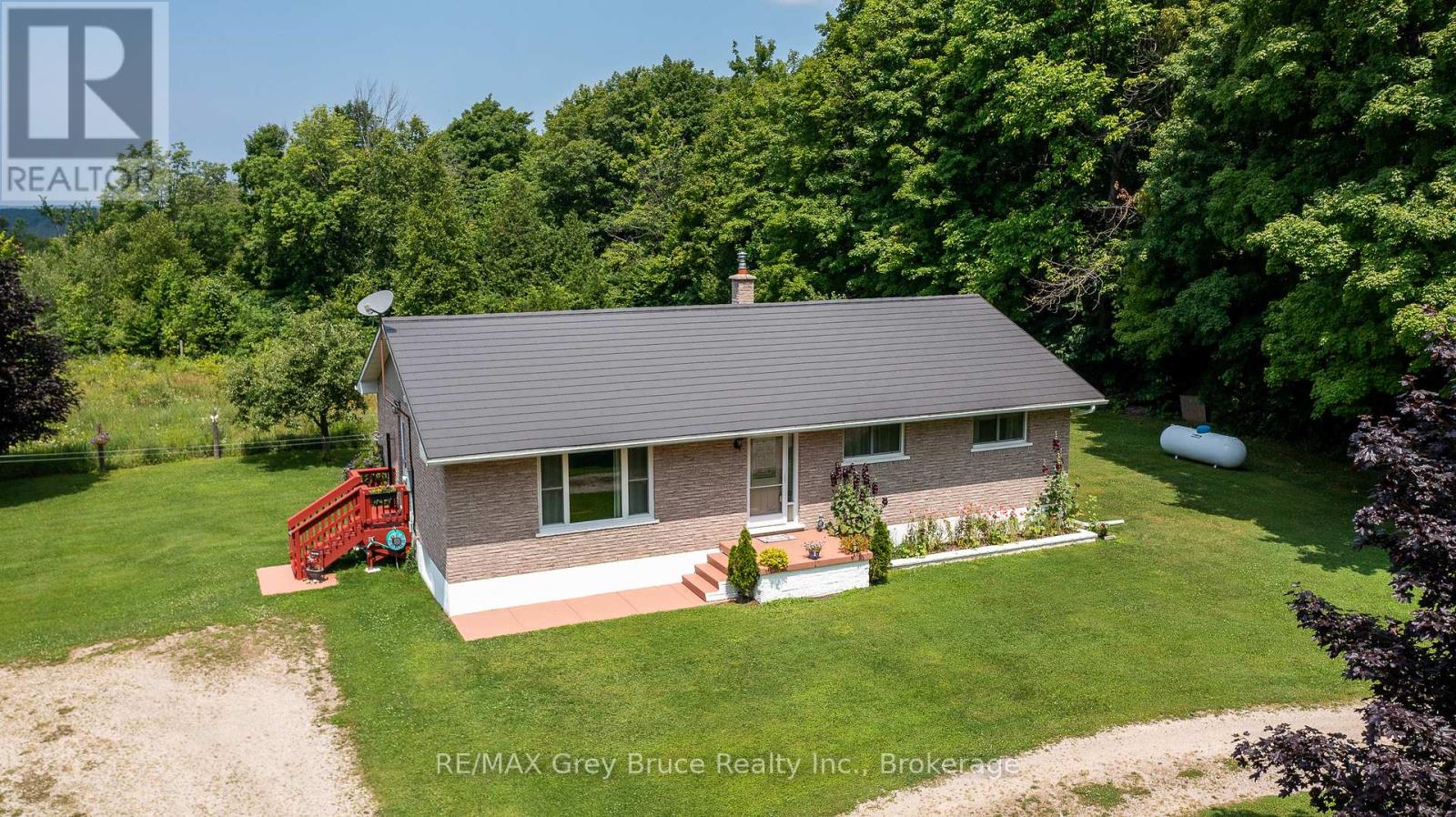 Property at 362511 LINDENWOOD ROAD image 4
