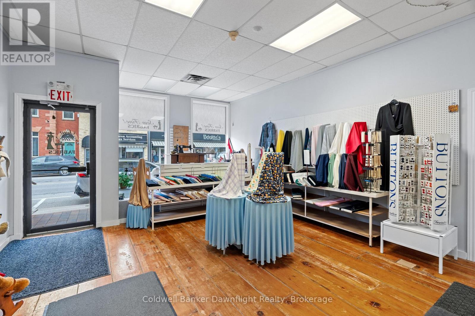 378 Main Street S, South Huron, Ontario N0M 1S2 - Photo 6 - X12240178