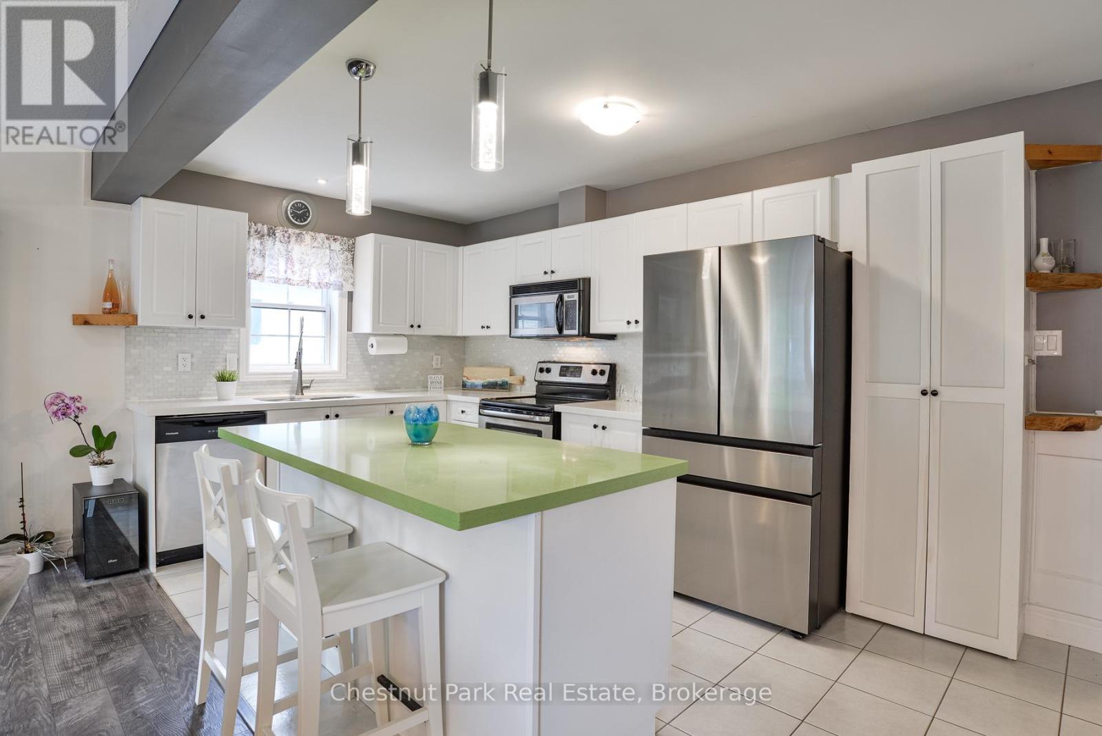 Property at 180 PINE STREET image 5