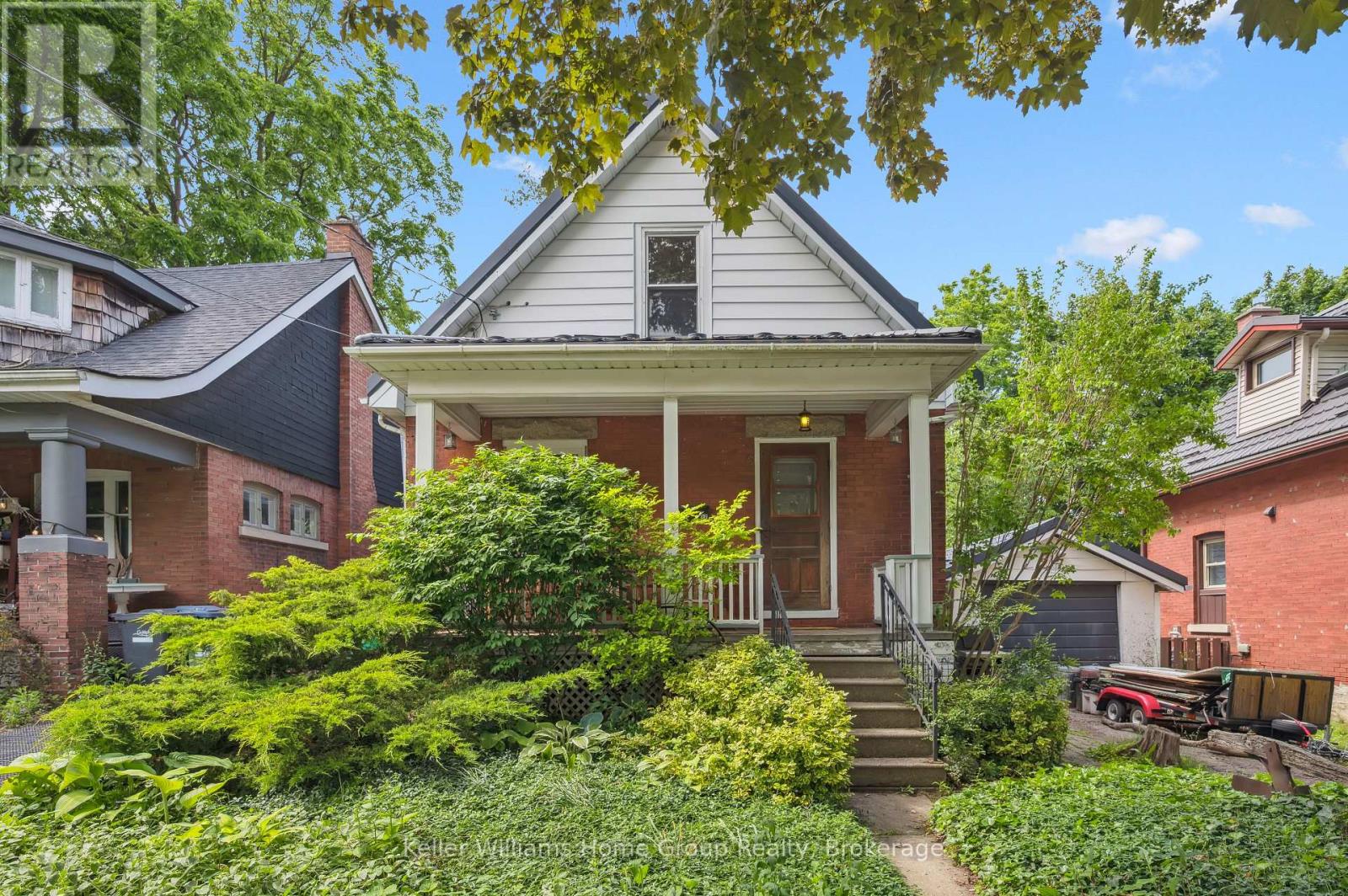 Property at 27 HOME STREET image 1
