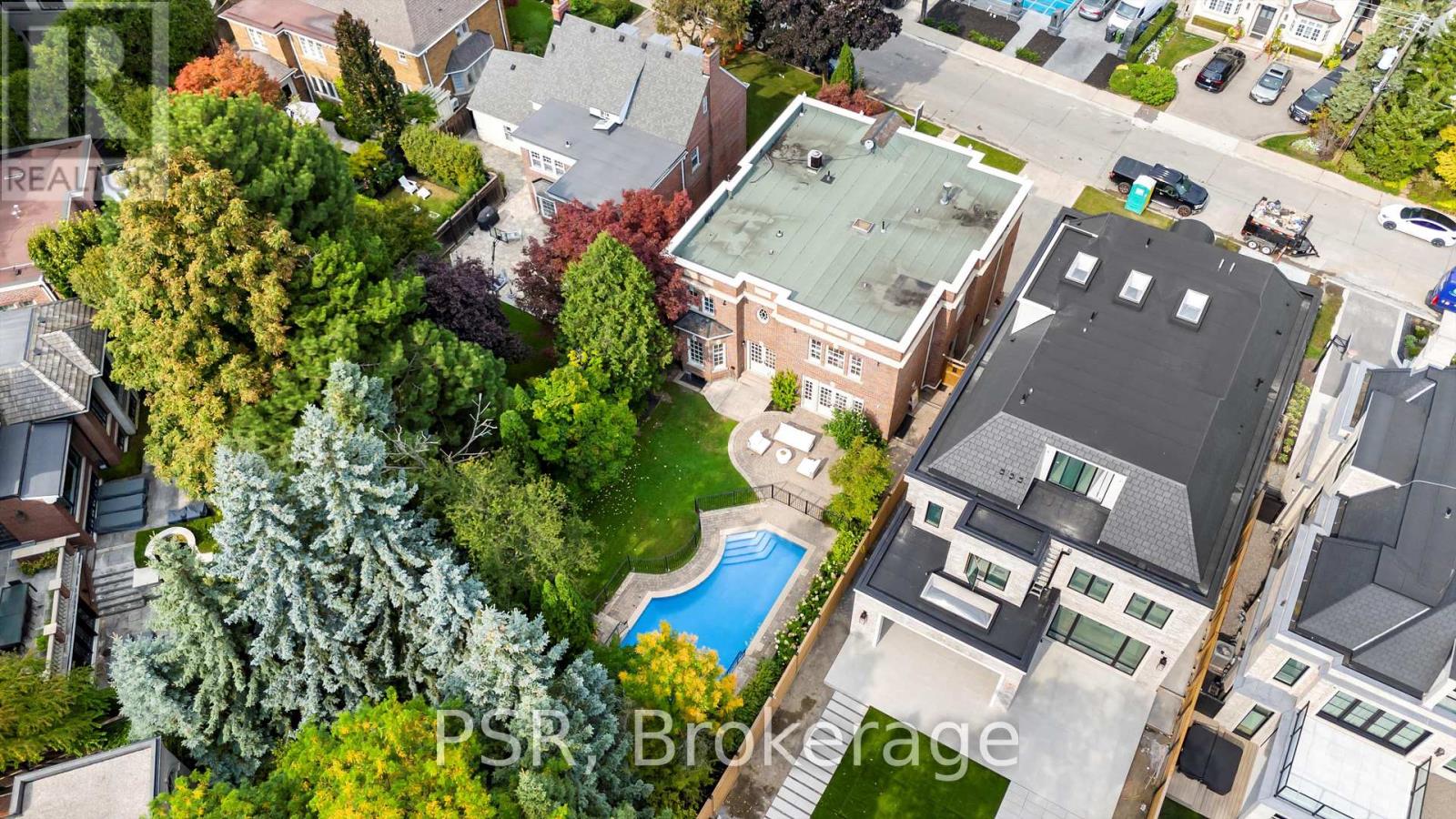 Property at 230 DUNVEGAN ROAD image 2