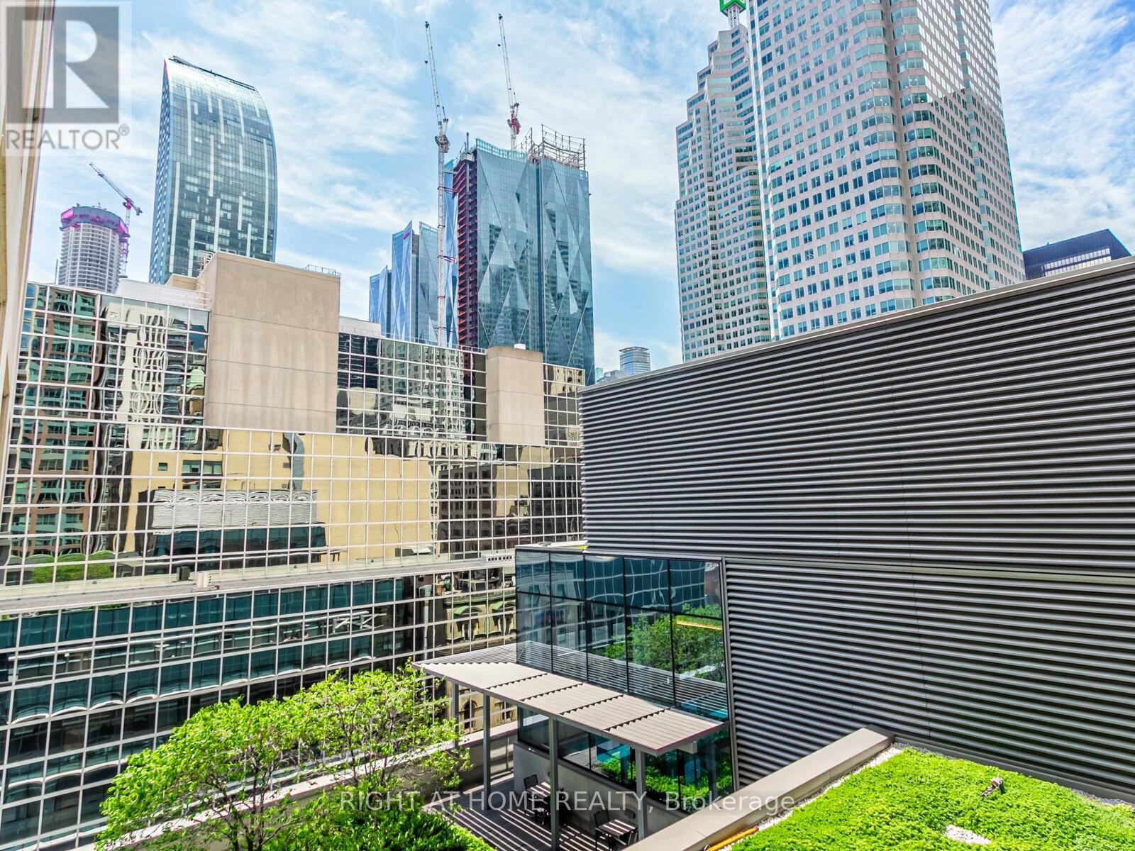 813 - 88 Scott Street, Toronto, Ontario  M5E 0A9 - Photo 16 - C12240084
