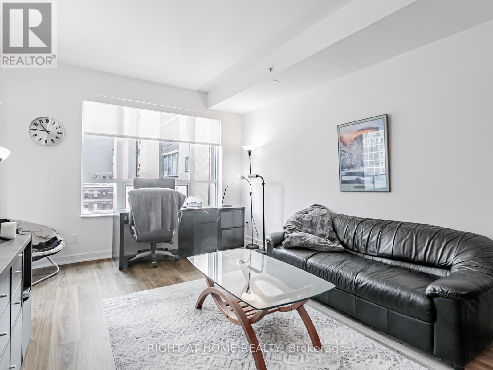 813 - 88 Scott Street, Toronto, Ontario  M5E 0A9 - Photo 8 - C12240084