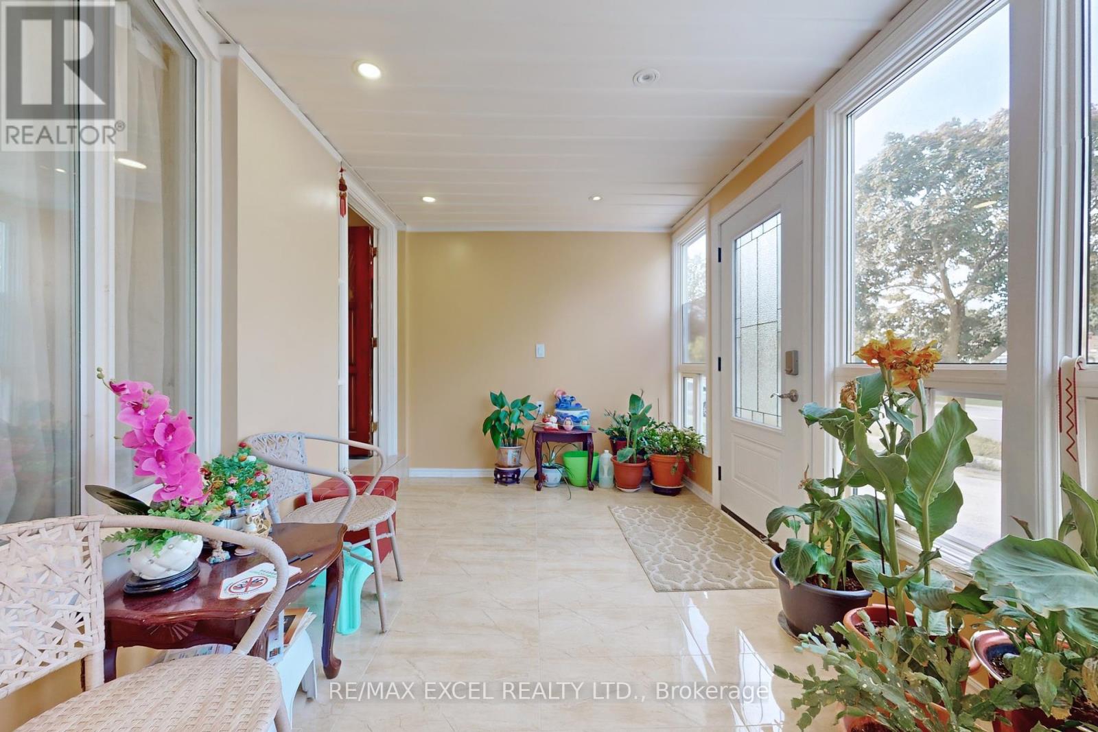 Property at 43 SONMORE DRIVE image 4