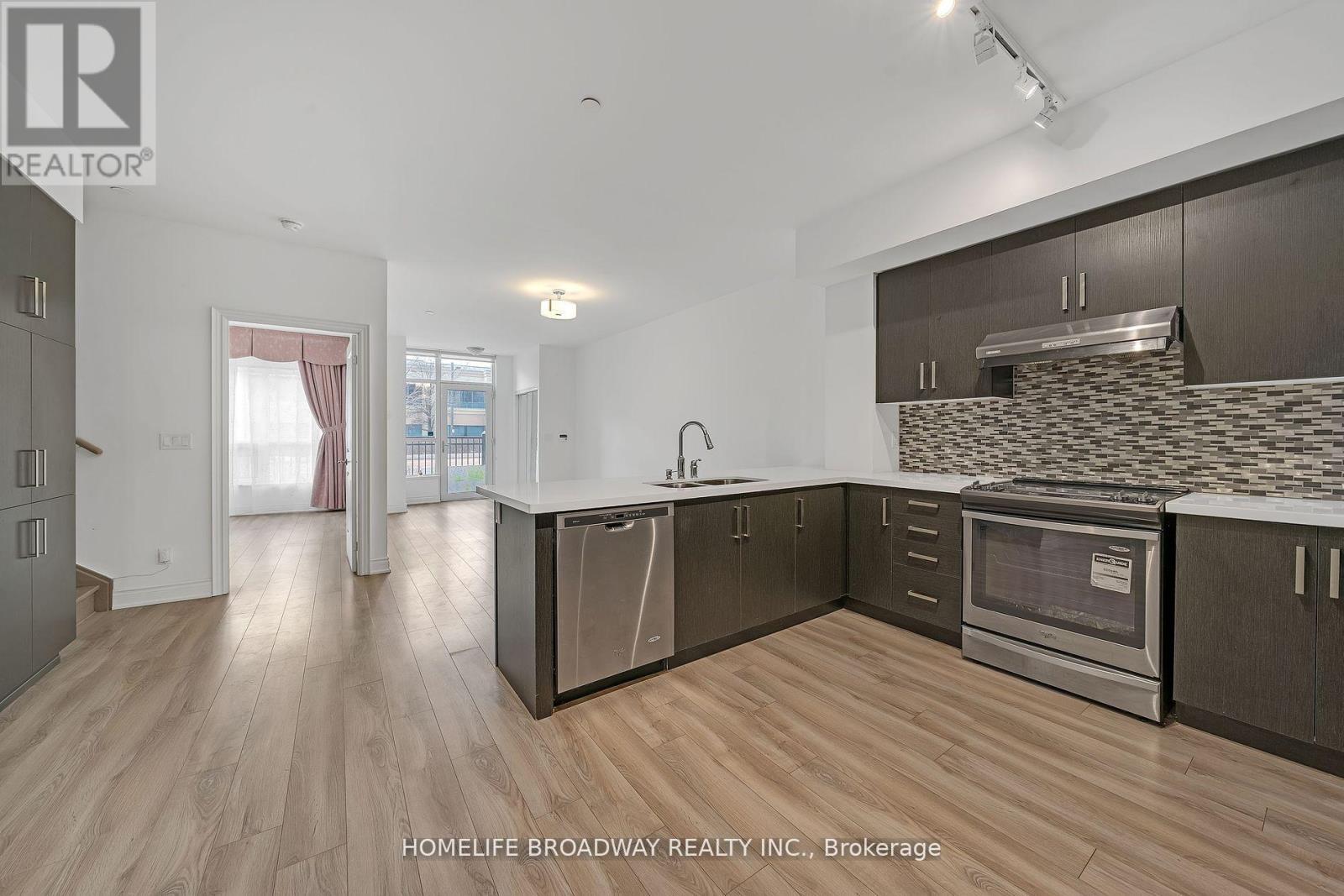 Property at 103 - 89 SOUTH TOWN CENTRE BOULEVARD image 4