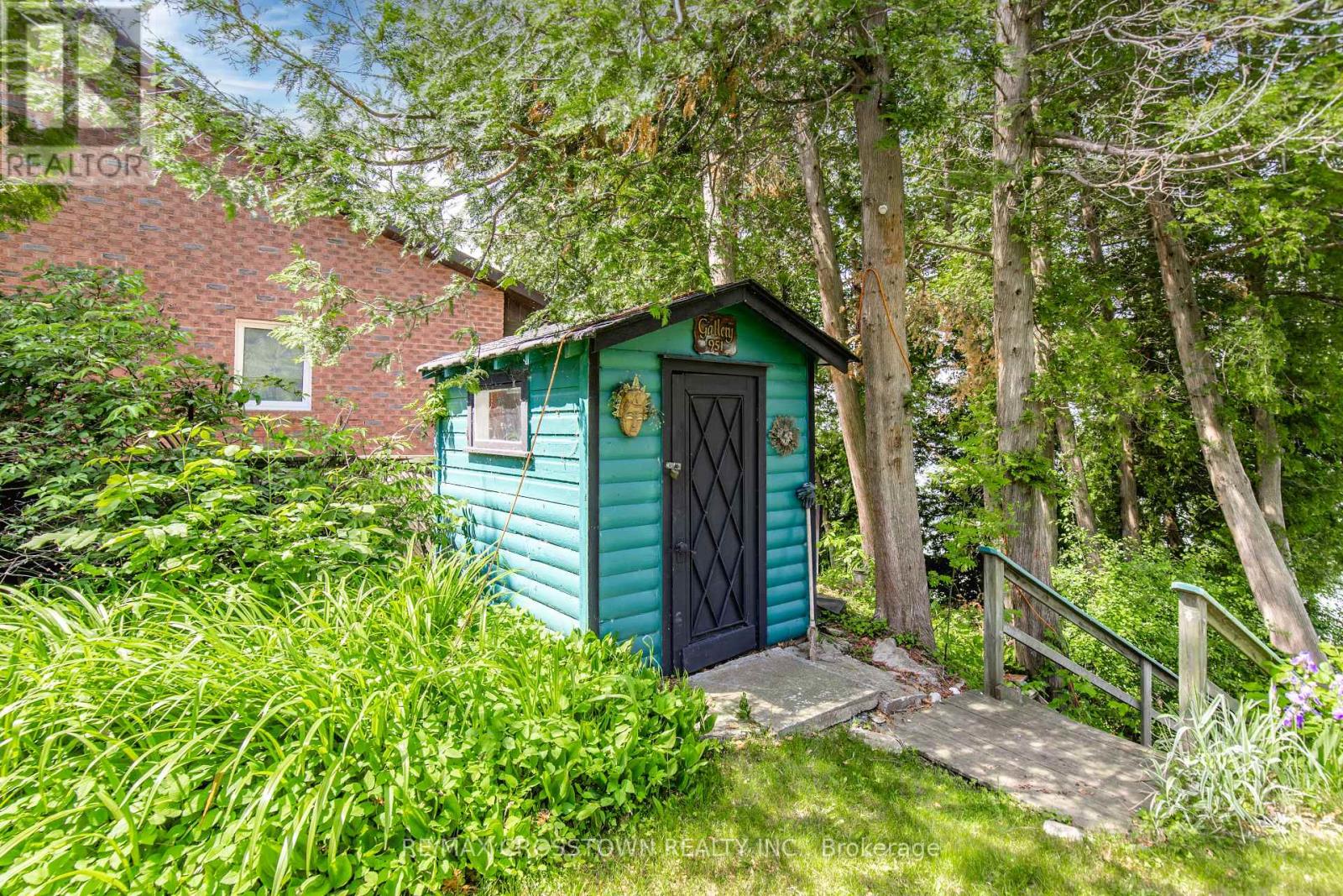 24890 Thorah Park Boulevard, Brock, Ontario  L0K 1A0 - Photo 28 - N12240520