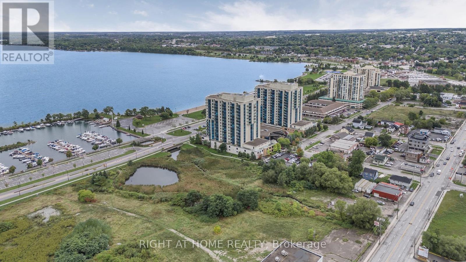 Property at 401 - 2 TORONTO STREET image 1