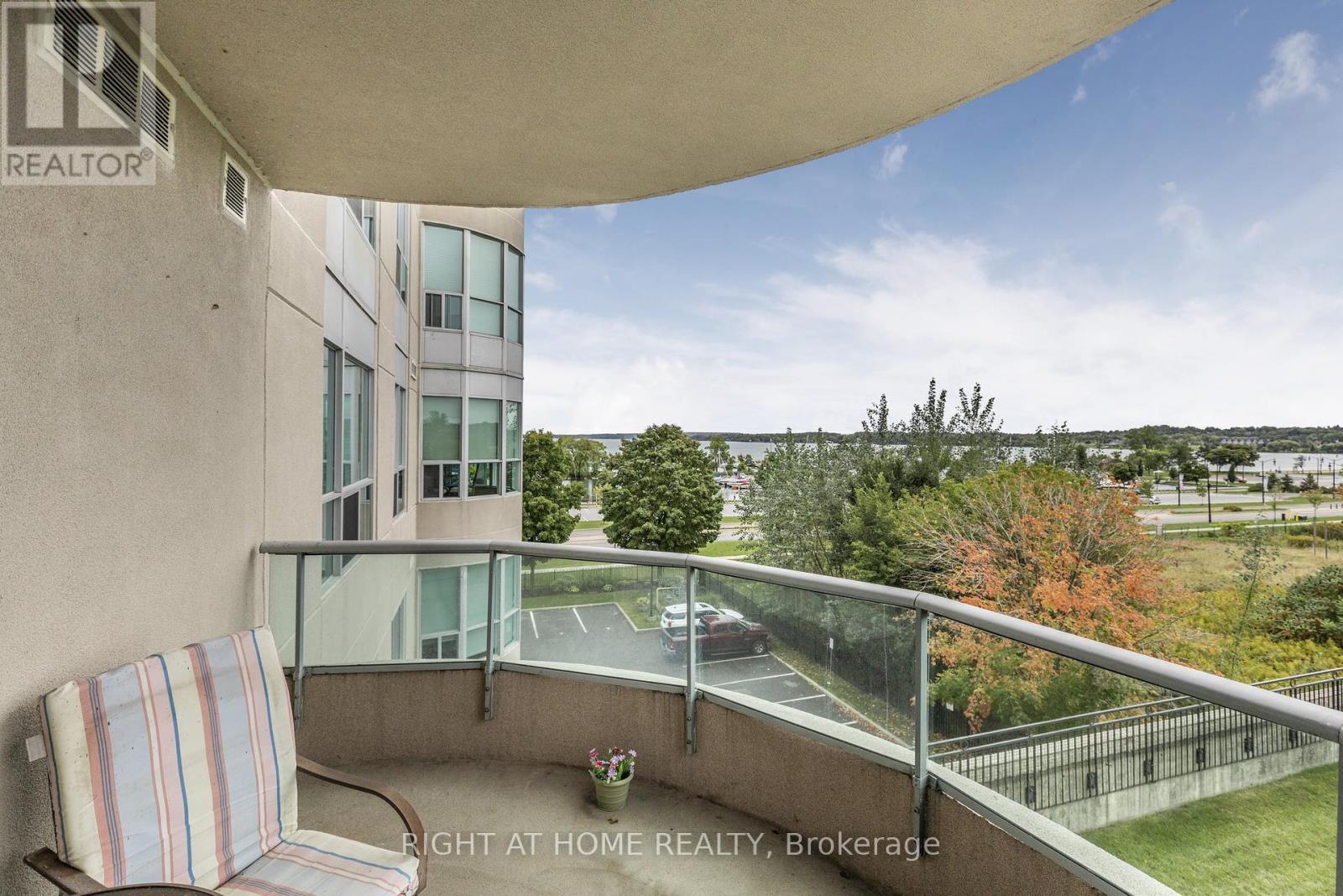Property at 401 - 2 TORONTO STREET image 5