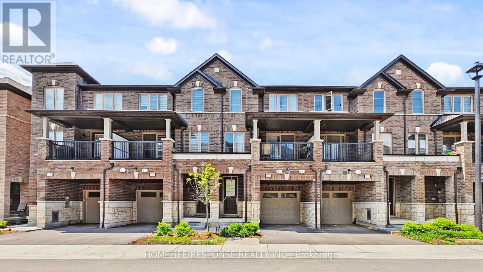 Property at 32 VESTRY WAY image 1