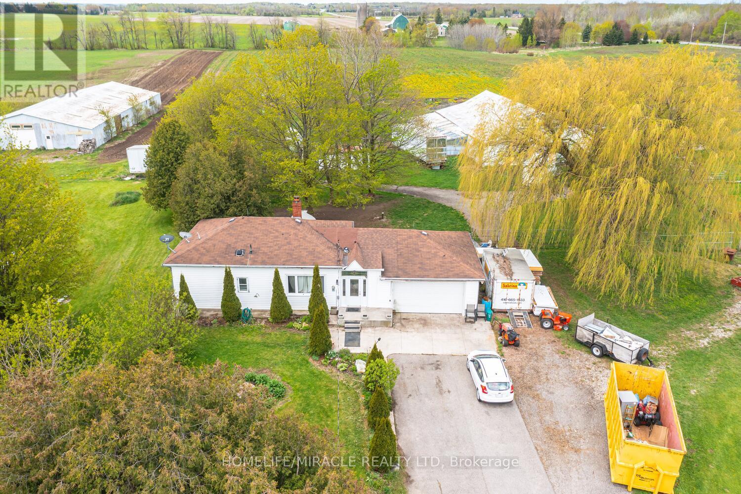 18330 Mountainview Road, Caledon, Ontario  L7K 2K8 - Photo 2 - W12240072