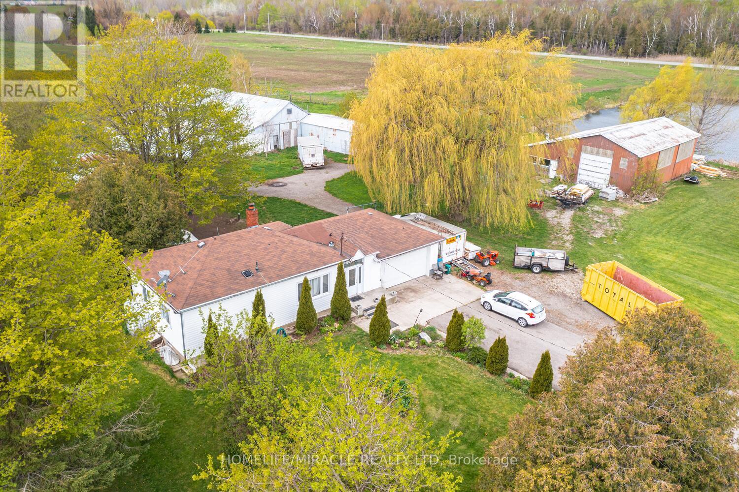 18330 Mountainview Road, Caledon, Ontario  L7K 2K8 - Photo 5 - W12240072